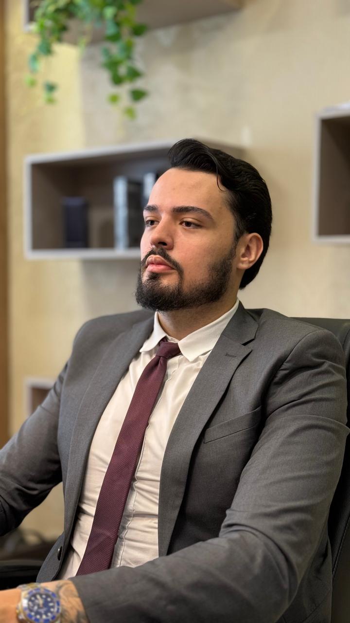 Dr. João Victor Rodrigues